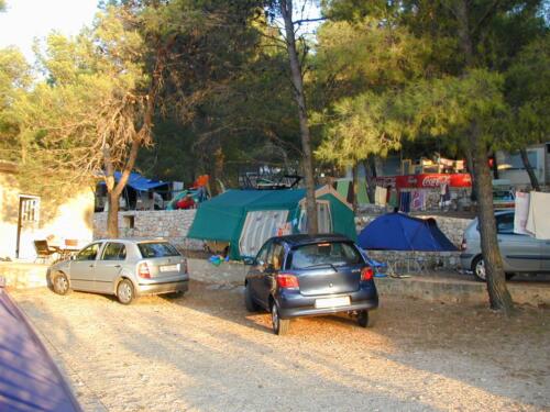 camp tomas primosten bilo croatia